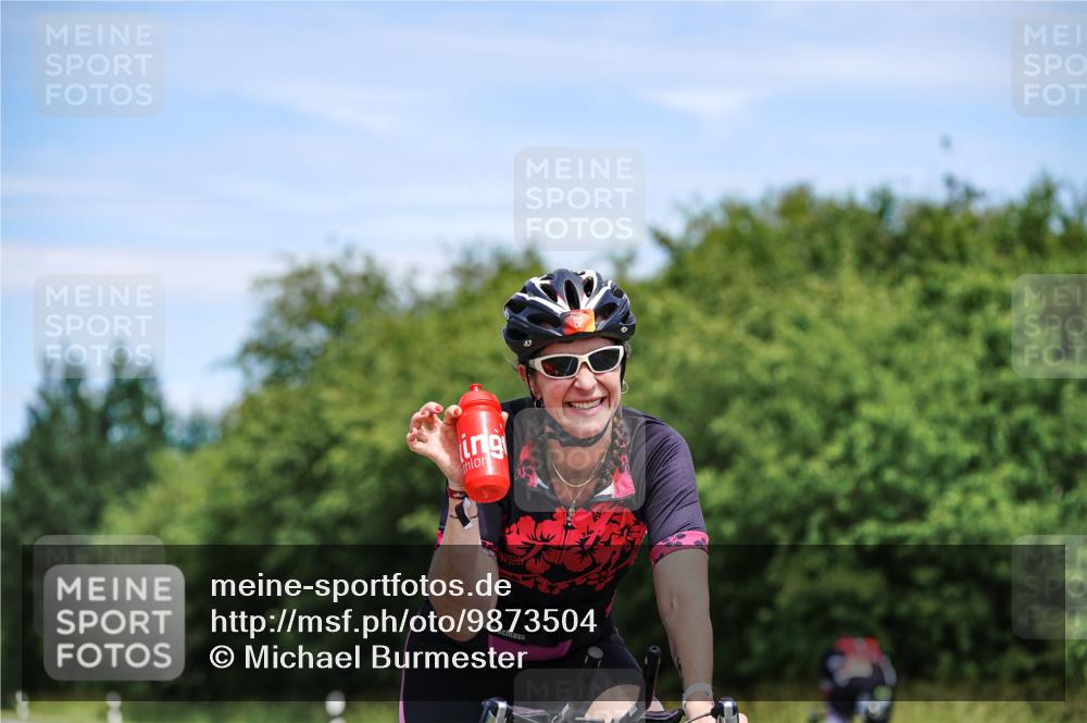 21.06.2026 - Viking Triathlon Michael Burmester http://msf.ph/oto/9873504 21.06.2026 12:49:01 Radfahren 44, 52, 316, 379, 455, 666 meine-sportfotos.de