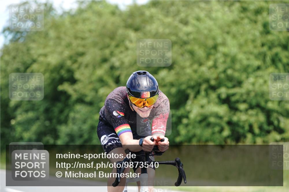 21.06.2026 - Viking Triathlon Michael Burmester http://msf.ph/oto/9873540 21.06.2026 12:49:26 Radfahren 155, 155, 163, 368 meine-sportfotos.de