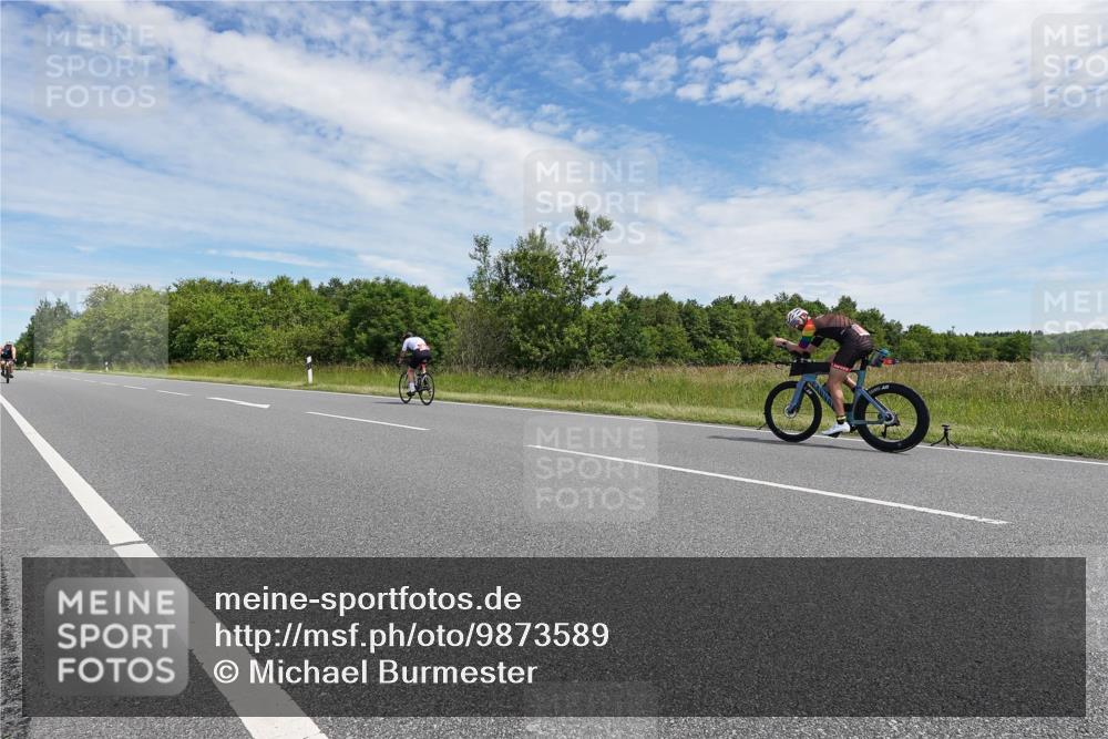 21.06.2026 - Viking Triathlon Michael Burmester http://msf.ph/oto/9873589 21.06.2026 12:41:54 Radfahren 291, 440, 523 meine-sportfotos.de