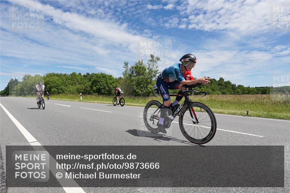 21.06.2026 - Viking Triathlon Michael Burmester http://msf.ph/oto/9873666 21.06.2026 12:42:37 Radfahren 61, 92, 134, 144, 158, 170, 222, 262, 318, 324, 577, 632 meine-sportfotos.de