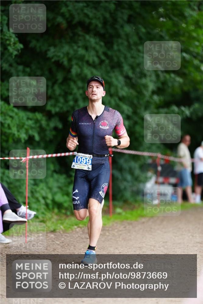 21.06.2026 - 29. Vierlanden-Triathlon LAZAROV Photography http://msf.ph/oto/9873669 21.06.2026 14:27:40 Laufen 207, 1099, 10 meine-sportfotos.de