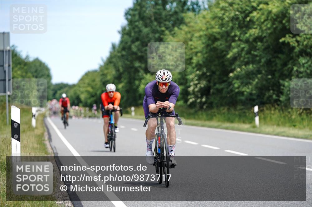 21.06.2026 - Viking Triathlon Michael Burmester http://msf.ph/oto/9873717 21.06.2026 12:50:50 Radfahren 190, 261, 326, 387, 463, 556 meine-sportfotos.de