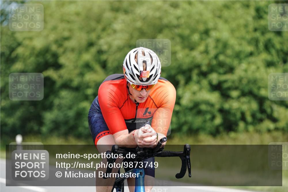 21.06.2026 - Viking Triathlon Michael Burmester http://msf.ph/oto/9873749 21.06.2026 12:50:53 Radfahren 190, 326, 387, 463, 556 meine-sportfotos.de