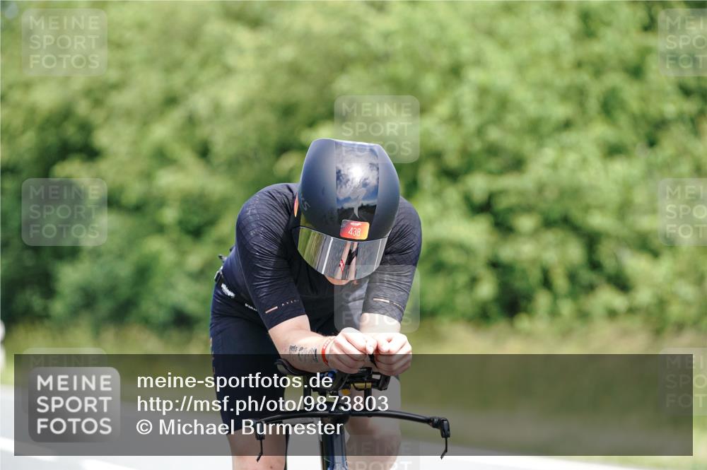 21.06.2026 - Viking Triathlon Michael Burmester http://msf.ph/oto/9873803 21.06.2026 12:51:47 Radfahren 196, 365, 617 meine-sportfotos.de