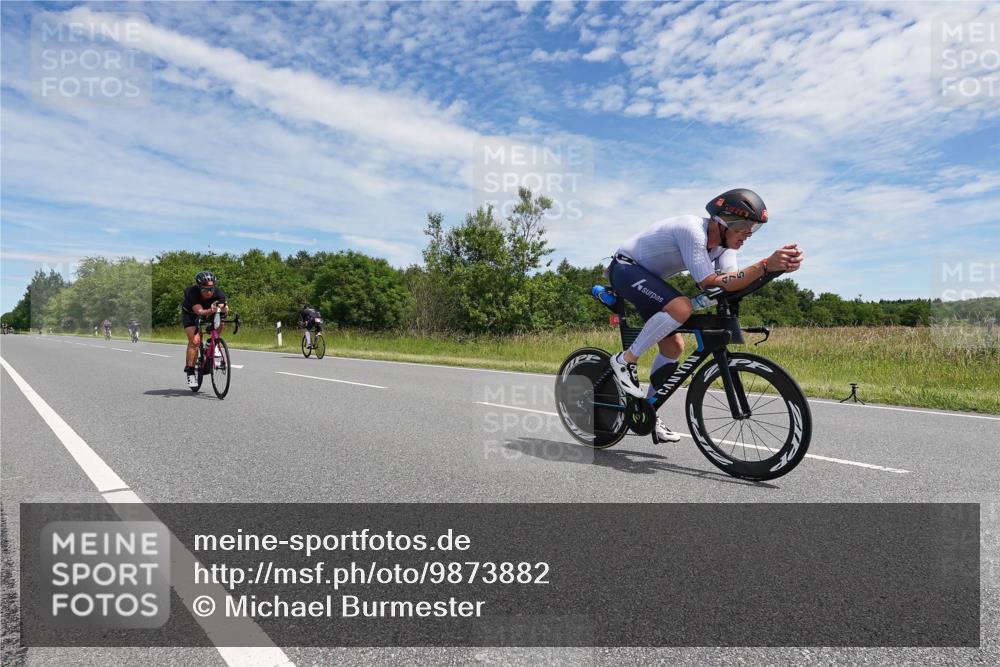 21.06.2026 - Viking Triathlon Michael Burmester http://msf.ph/oto/9873882 21.06.2026 12:44:20 Radfahren 161, 207, 341, 347, 350, 353, 470, 475, 534, 564 meine-sportfotos.de