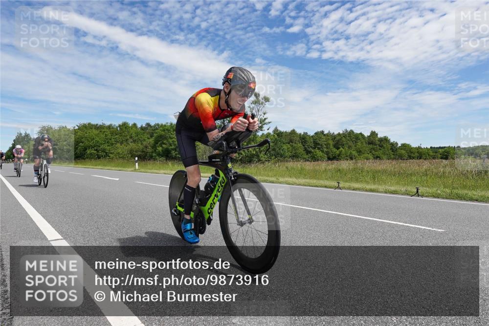 21.06.2026 - Viking Triathlon Michael Burmester http://msf.ph/oto/9873916 21.06.2026 12:44:41 Radfahren 53, 59, 102, 177, 341, 358, 395, 456, 623 meine-sportfotos.de