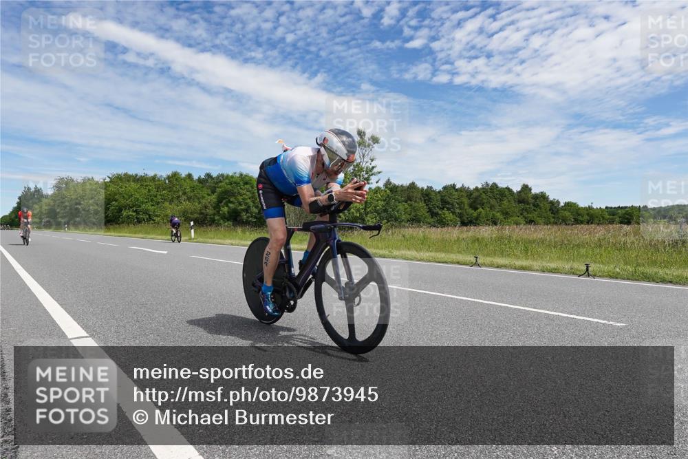 21.06.2026 - Viking Triathlon Michael Burmester http://msf.ph/oto/9873945 21.06.2026 12:44:55 Radfahren 53, 164, 177, 177, 219, 239, 253, 264, 358, 494, 615 meine-sportfotos.de