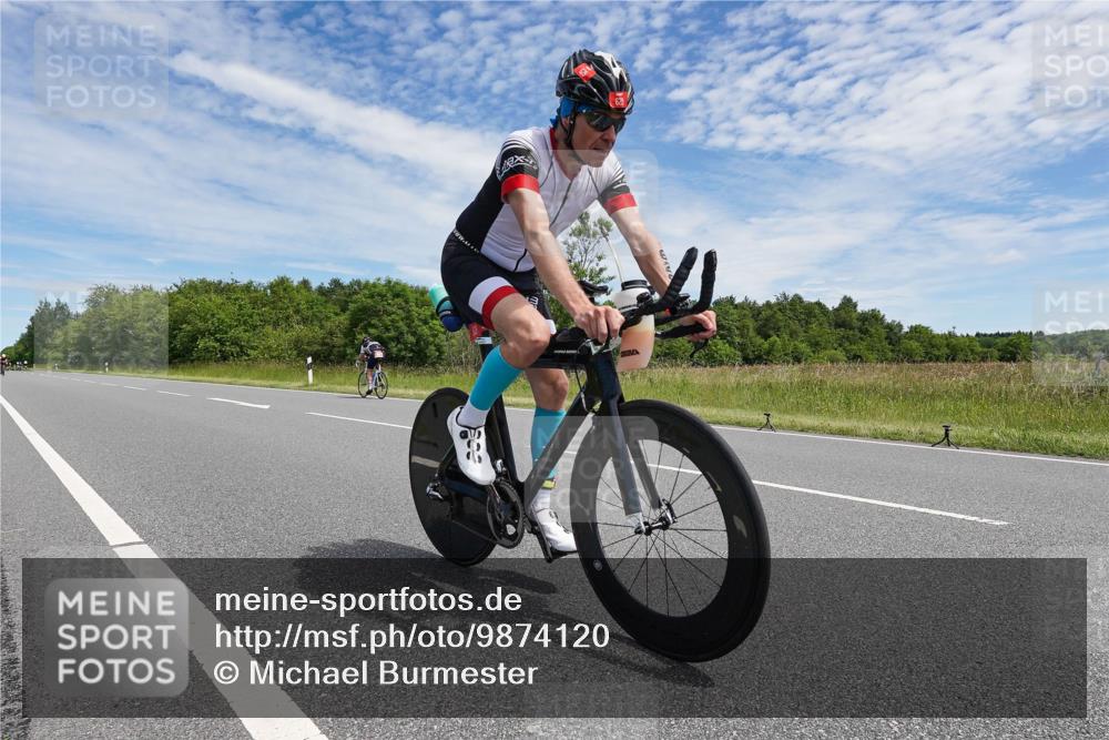 21.06.2026 - Viking Triathlon Michael Burmester http://msf.ph/oto/9874120 21.06.2026 12:46:28 Radfahren 36, 105, 178, 251, 439, 457, 457, 504, 546, 606, 629, 629 meine-sportfotos.de