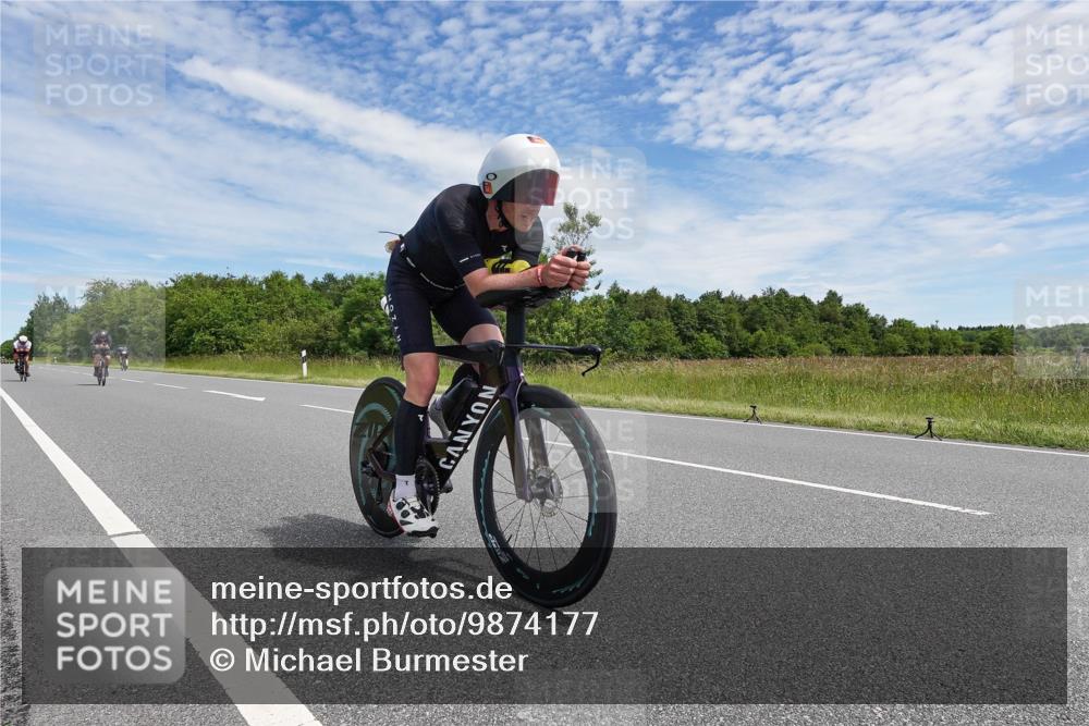 21.06.2026 - Viking Triathlon Michael Burmester http://msf.ph/oto/9874177 21.06.2026 12:46:49 Radfahren 16, 36, 81, 105, 165, 184, 364, 407, 457, 530, 629, 634 meine-sportfotos.de