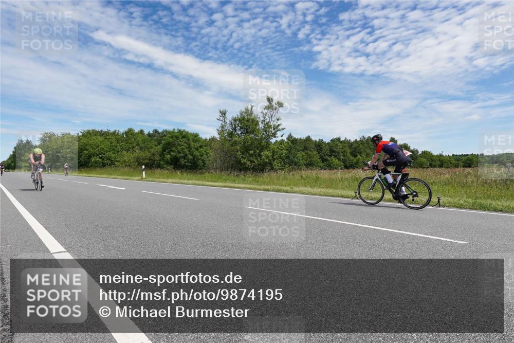 21.06.2026 - Viking Triathlon Michael Burmester http://msf.ph/oto/9874195 21.06.2026 12:47:13 Radfahren 257, 424, 473 meine-sportfotos.de