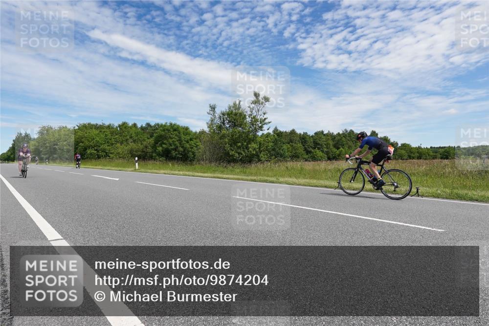 21.06.2026 - Viking Triathlon Michael Burmester http://msf.ph/oto/9874204 21.06.2026 12:47:17 Radfahren 179, 257, 366, 424, 473, 638 meine-sportfotos.de