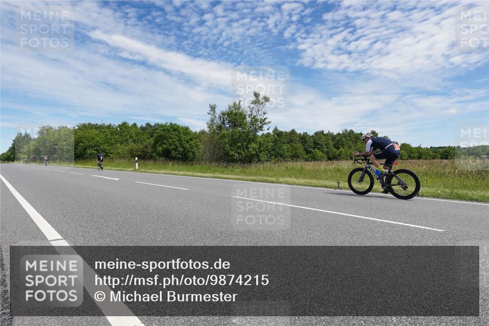 21.06.2026 - Viking Triathlon Michael Burmester http://msf.ph/oto/9874215 21.06.2026 12:47:20 Radfahren 179, 257, 366, 424, 473, 638 meine-sportfotos.de