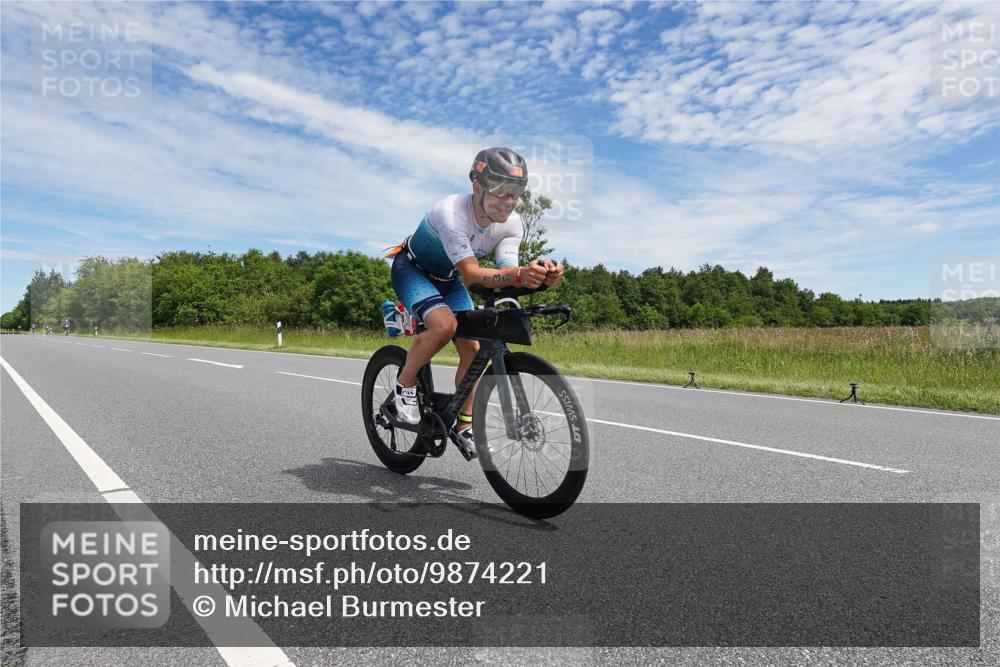 21.06.2026 - Viking Triathlon Michael Burmester http://msf.ph/oto/9874221 21.06.2026 12:47:29 Radfahren 62, 139, 179, 310, 322, 366, 424, 510, 638 meine-sportfotos.de