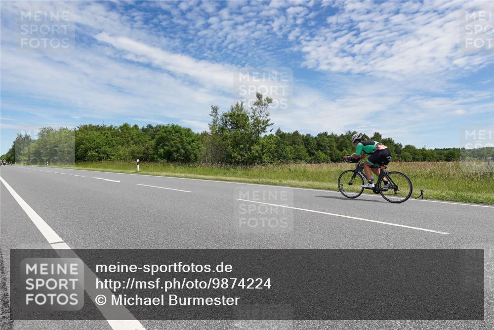 21.06.2026 - Viking Triathlon Michael Burmester http://msf.ph/oto/9874224 21.06.2026 12:47:40 Radfahren 62, 139, 179, 276, 310, 322, 510, 531, 603 meine-sportfotos.de