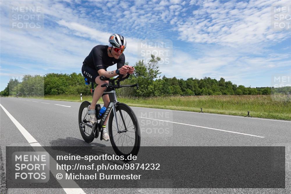 21.06.2026 - Viking Triathlon Michael Burmester http://msf.ph/oto/9874232 21.06.2026 12:47:50 Radfahren 58, 259, 276, 310, 322, 510, 510, 531, 531, 603, 608, 639 meine-sportfotos.de