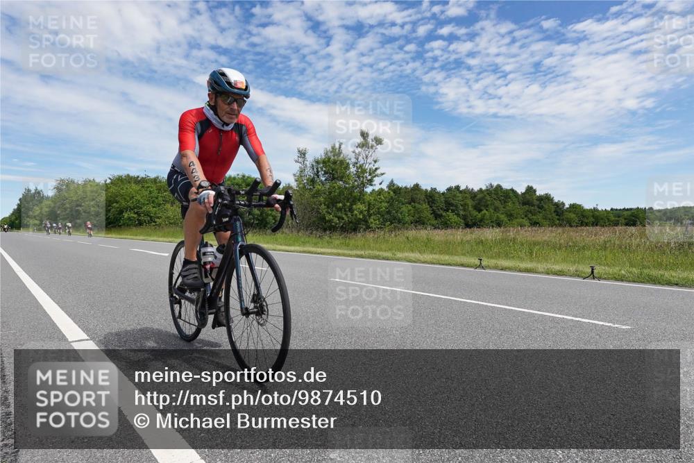 21.06.2026 - Viking Triathlon Michael Burmester http://msf.ph/oto/9874510 21.06.2026 12:51:00 Radfahren 326, 556 meine-sportfotos.de