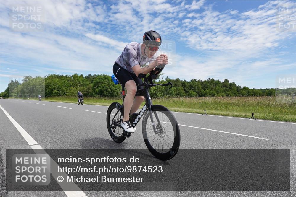 21.06.2026 - Viking Triathlon Michael Burmester http://msf.ph/oto/9874523 21.06.2026 12:51:25 Radfahren 266, 540 meine-sportfotos.de