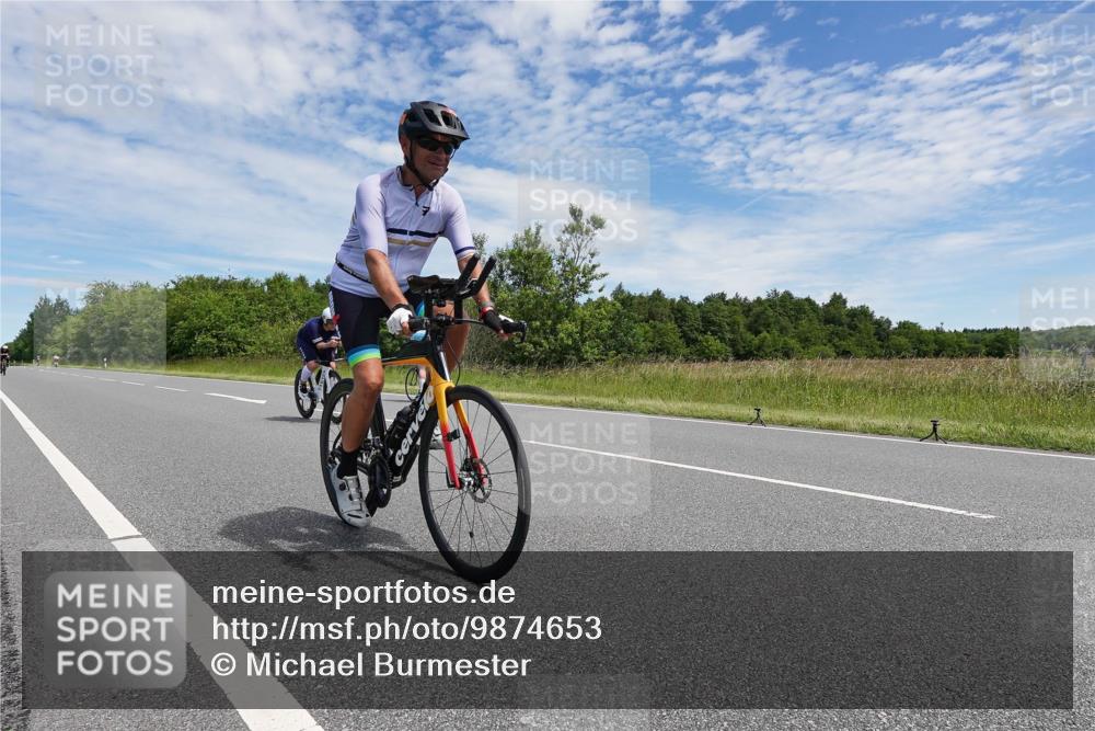 21.06.2026 - Viking Triathlon Michael Burmester http://msf.ph/oto/9874653 21.06.2026 12:52:50 Radfahren 269, 275, 302, 382, 460, 484, 490 meine-sportfotos.de