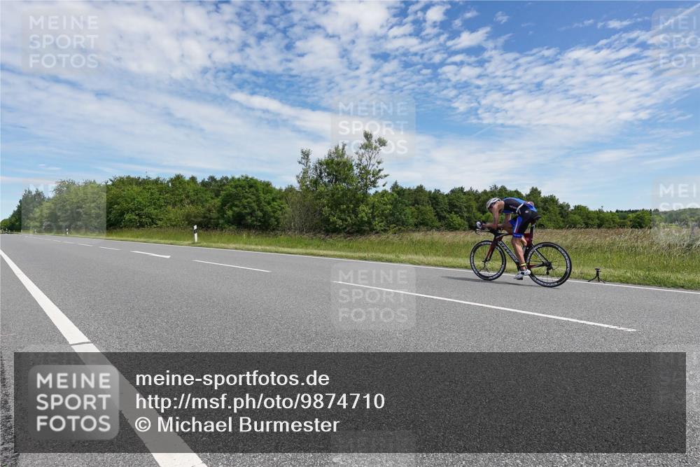 21.06.2026 - Viking Triathlon Michael Burmester http://msf.ph/oto/9874710 21.06.2026 12:53:37 Radfahren 168, 237, 431, 545, 652, 652 meine-sportfotos.de