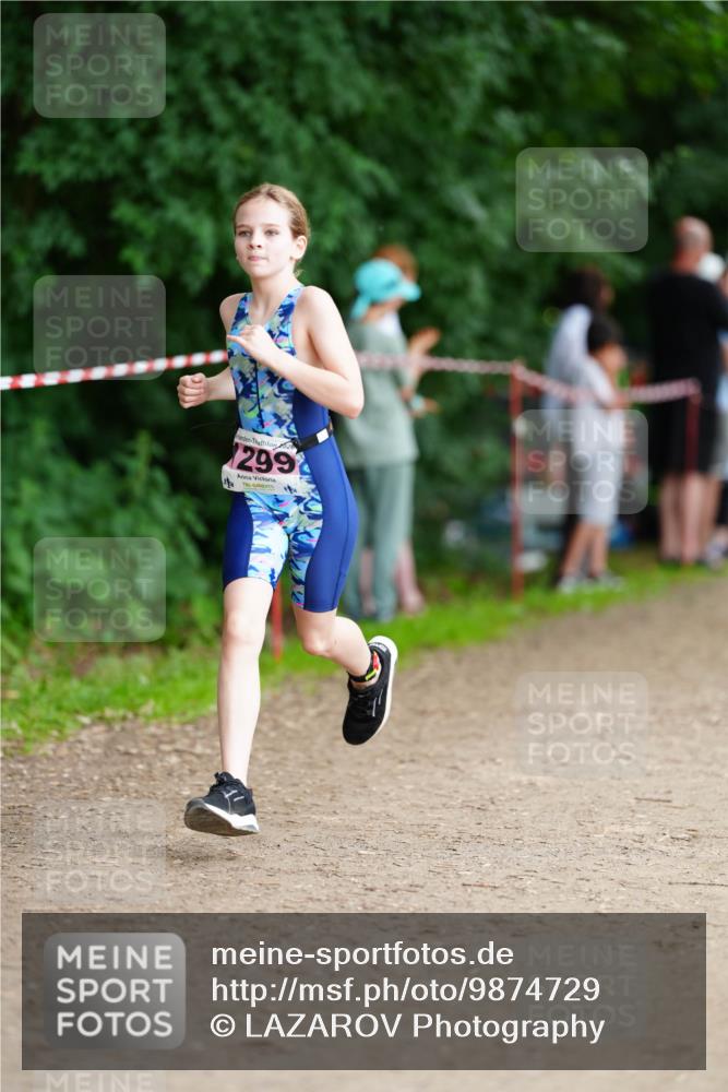 21.06.2026 - 29. Vierlanden-Triathlon LAZAROV Photography http://msf.ph/oto/9874729 21.06.2026 15:08:16 Laufen 026, 299 meine-sportfotos.de