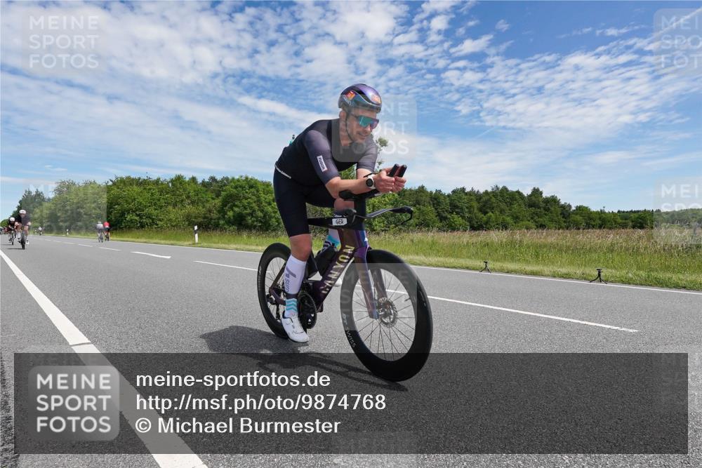 21.06.2026 - Viking Triathlon Michael Burmester http://msf.ph/oto/9874768 21.06.2026 12:54:15 Radfahren 107, 154, 220, 286, 296, 376, 414, 560, 574, 625 meine-sportfotos.de