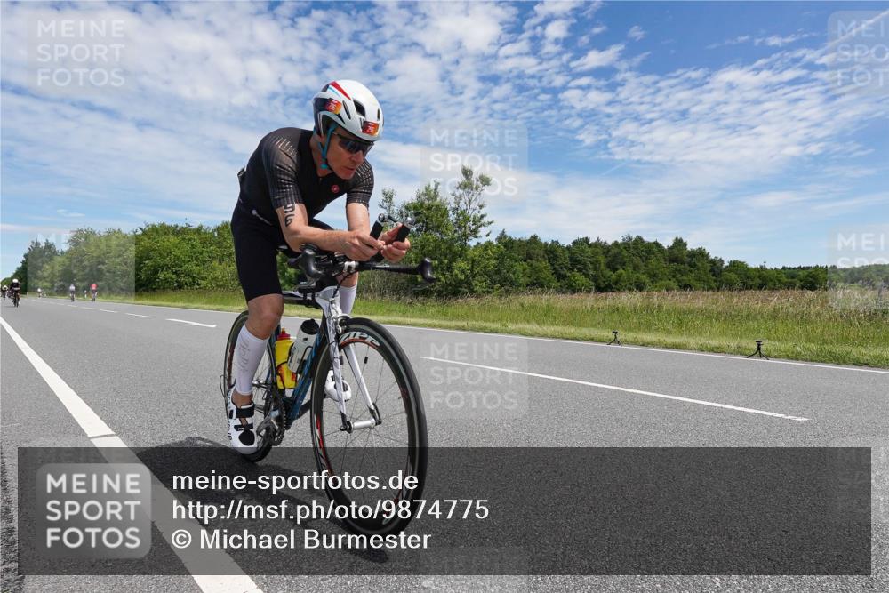 21.06.2026 - Viking Triathlon Michael Burmester http://msf.ph/oto/9874775 21.06.2026 12:54:17 Radfahren 154, 220, 296, 376, 414, 560, 574, 625 meine-sportfotos.de