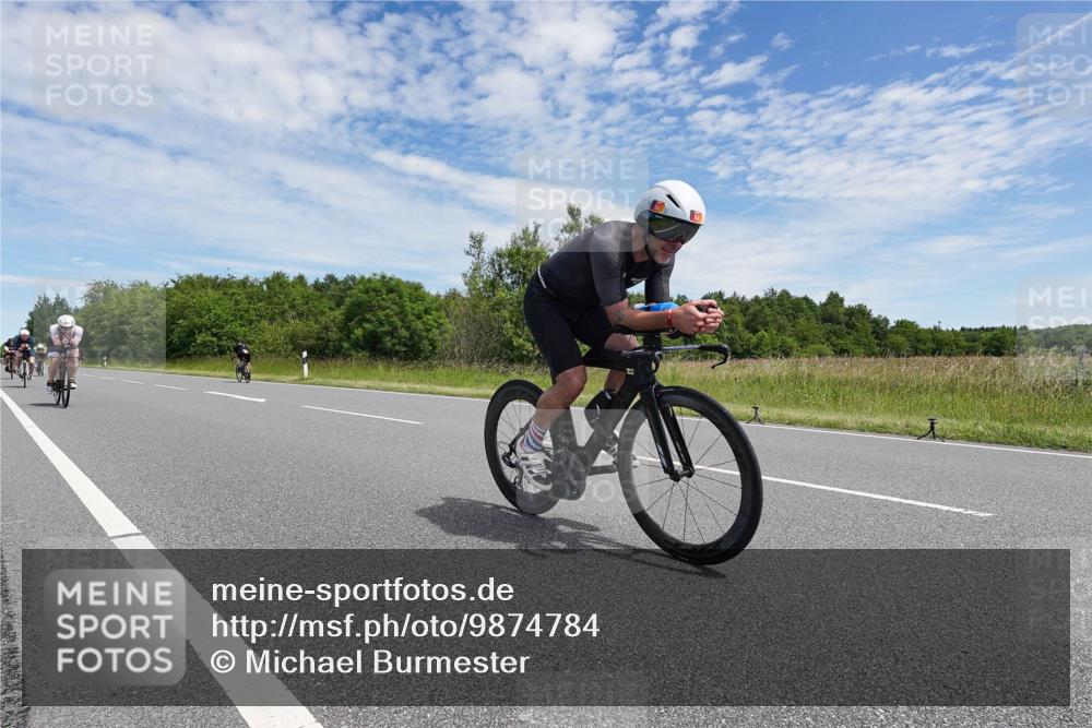 21.06.2026 - Viking Triathlon Michael Burmester http://msf.ph/oto/9874784 21.06.2026 12:54:20 Radfahren 154, 220, 296, 376, 414, 560, 625 meine-sportfotos.de
