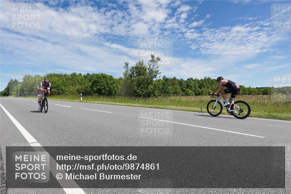 21.06.2026 - Viking Triathlon Michael Burmester http://msf.ph/oto/9874861 21.06.2026 12:55:26 Radfahren 111, 116, 344 meine-sportfotos.de
