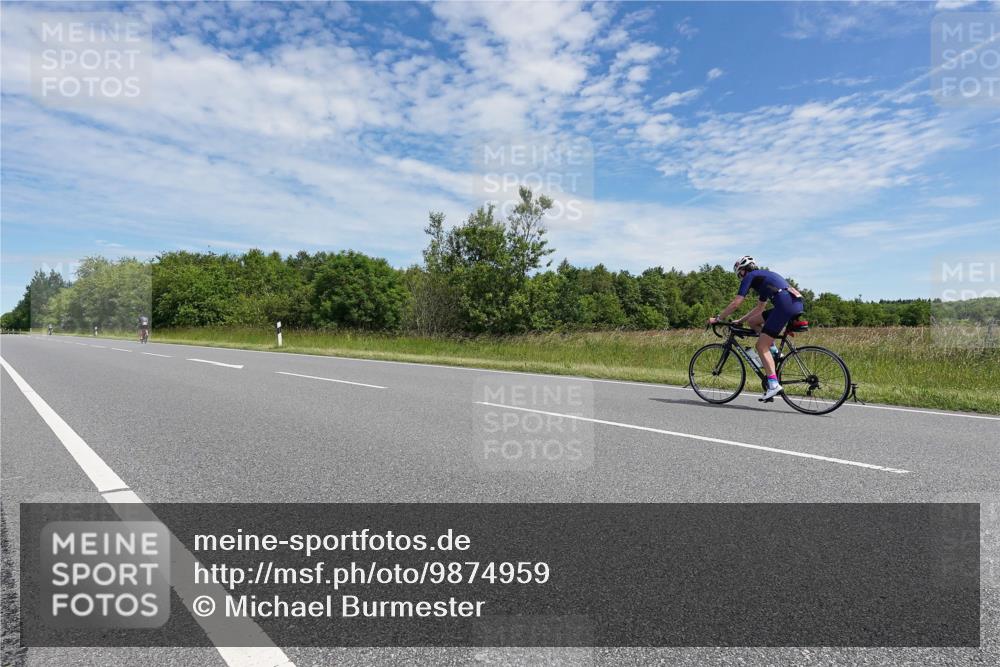 21.06.2026 - Viking Triathlon Michael Burmester http://msf.ph/oto/9874959 21.06.2026 12:56:45 Radfahren 489 meine-sportfotos.de
