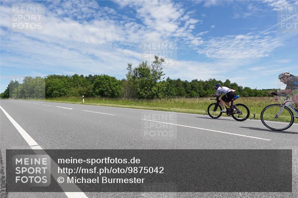 21.06.2026 - Viking Triathlon Michael Burmester http://msf.ph/oto/9875042 21.06.2026 12:58:03 Radfahren 77, 301, 303, 513, 559, 571, 601 meine-sportfotos.de