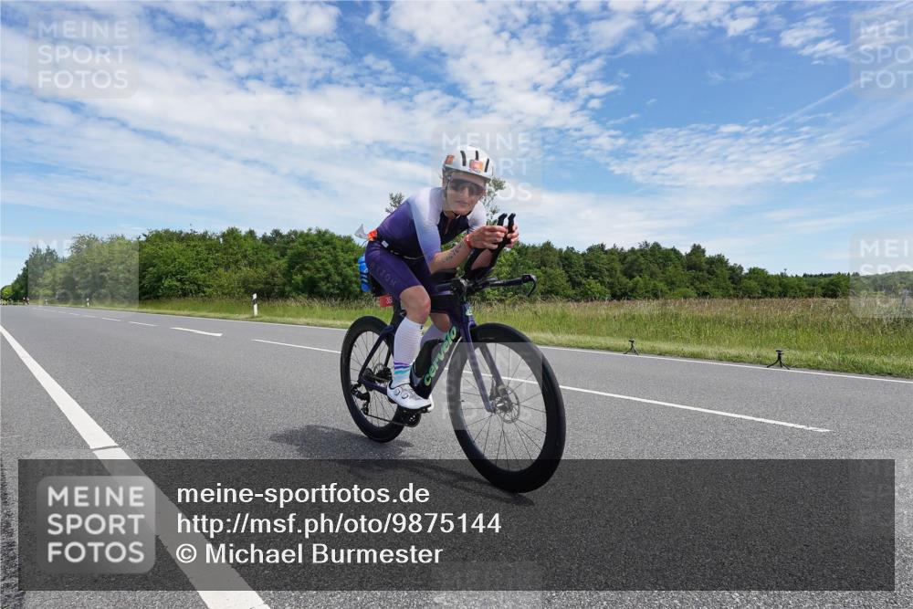 21.06.2026 - Viking Triathlon Michael Burmester http://msf.ph/oto/9875144 21.06.2026 13:00:08 Radfahren 185, 351, 378 meine-sportfotos.de