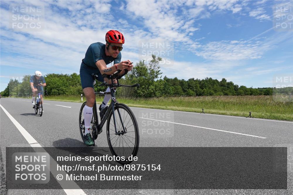 21.06.2026 - Viking Triathlon Michael Burmester http://msf.ph/oto/9875154 21.06.2026 13:00:26 Radfahren 363, 458, 539 meine-sportfotos.de
