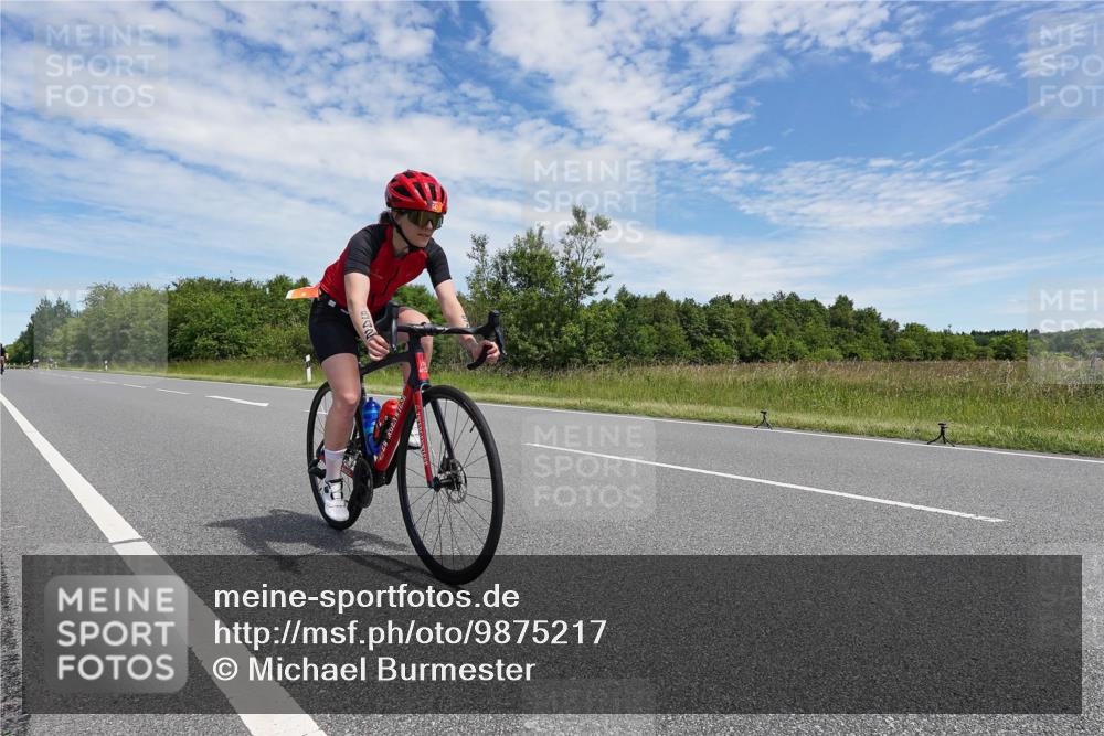 21.06.2026 - Viking Triathlon Michael Burmester http://msf.ph/oto/9875217 21.06.2026 13:01:03 Radfahren 138, 283, 377, 416, 511, 515, 521, 542, 664 meine-sportfotos.de