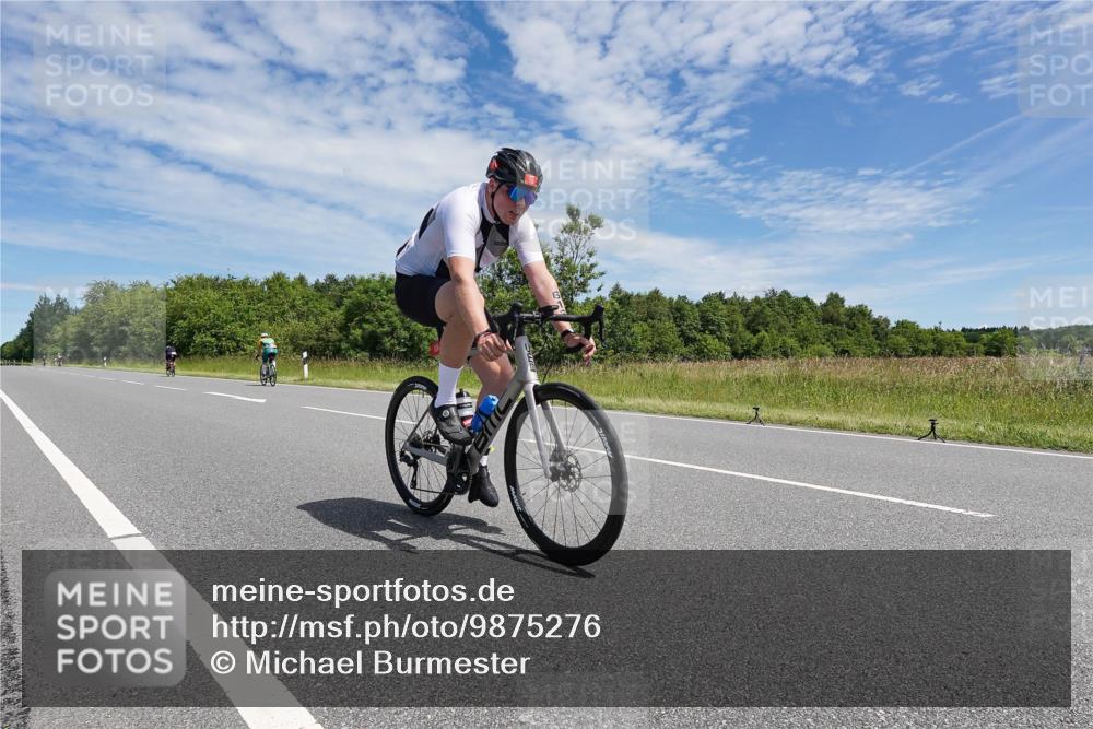 21.06.2026 - Viking Triathlon Michael Burmester http://msf.ph/oto/9875276 21.06.2026 13:02:34 Radfahren 385, 405, 607 meine-sportfotos.de