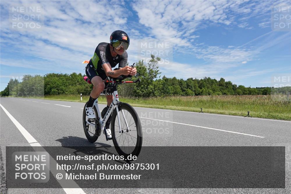 21.06.2026 - Viking Triathlon Michael Burmester http://msf.ph/oto/9875301 21.06.2026 13:03:06 Radfahren 395, 417, 448, 628 meine-sportfotos.de