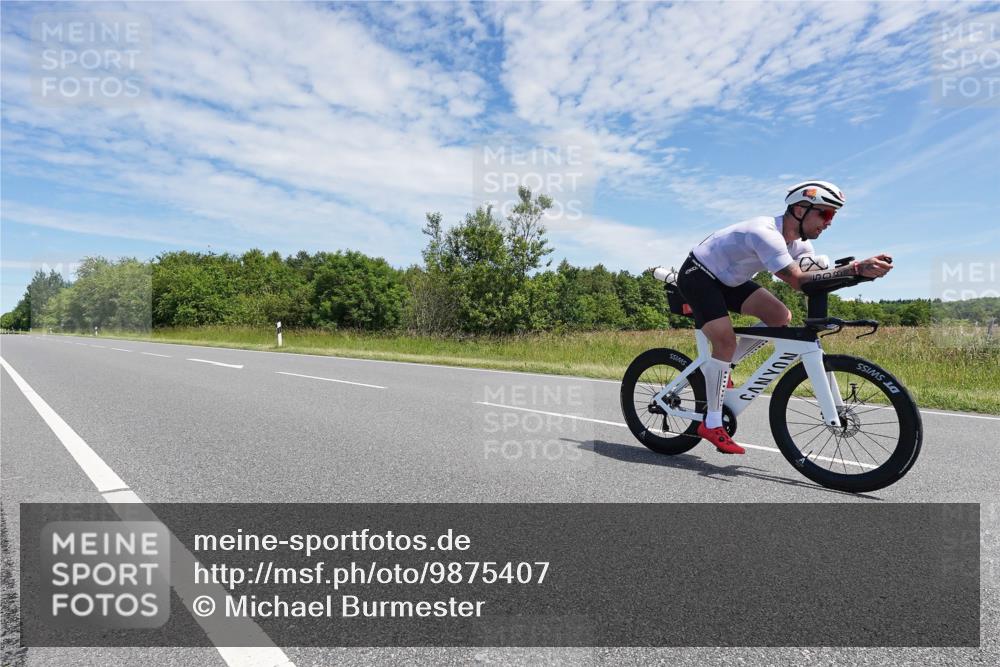 21.06.2026 - Viking Triathlon Michael Burmester http://msf.ph/oto/9875407 21.06.2026 13:06:15 Radfahren 231, 253, 264, 347, 421, 469, 509 meine-sportfotos.de