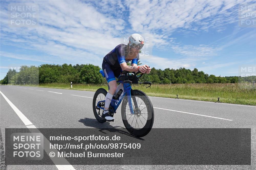 21.06.2026 - Viking Triathlon Michael Burmester http://msf.ph/oto/9875409 21.06.2026 13:06:22 Radfahren 231, 253, 264, 347, 469, 509 meine-sportfotos.de