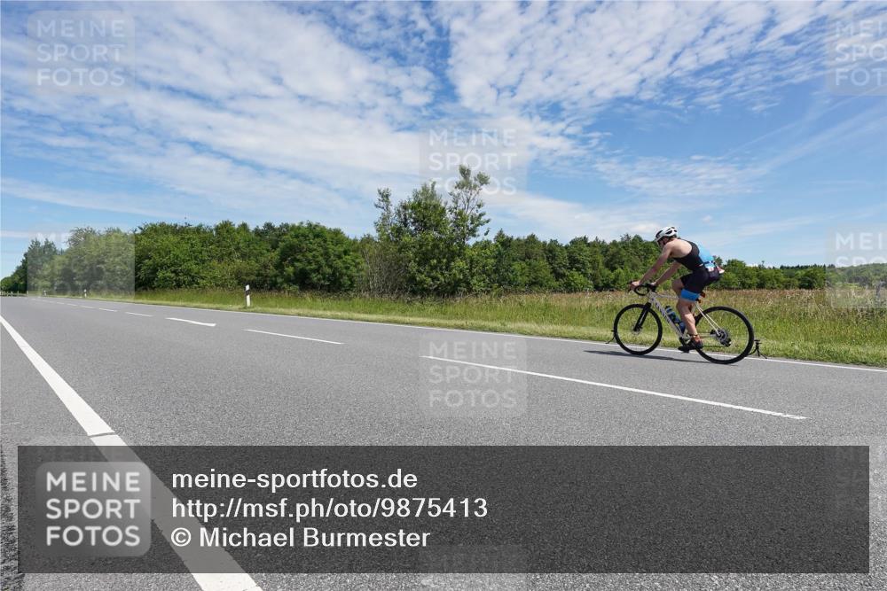 21.06.2026 - Viking Triathlon Michael Burmester http://msf.ph/oto/9875413 21.06.2026 13:06:31 Radfahren 233, 253, 264, 516 meine-sportfotos.de