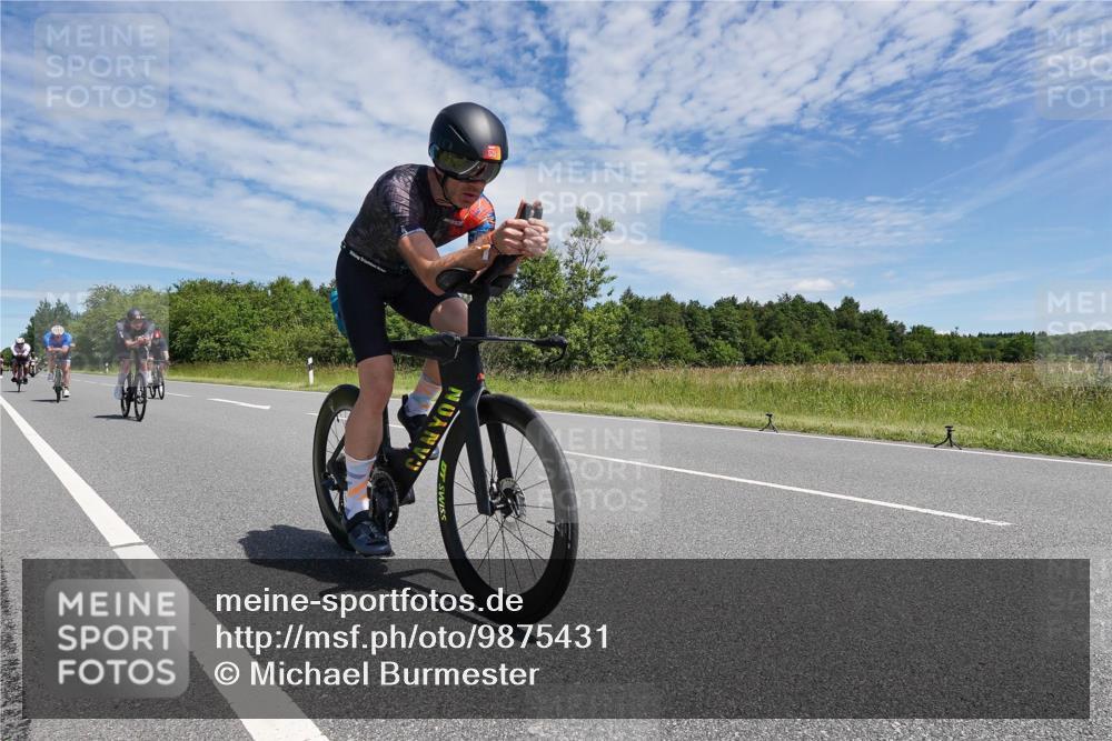 21.06.2026 - Viking Triathlon Michael Burmester http://msf.ph/oto/9875431 21.06.2026 13:06:48 Radfahren 222, 233, 374, 516, 523, 564, 636 meine-sportfotos.de