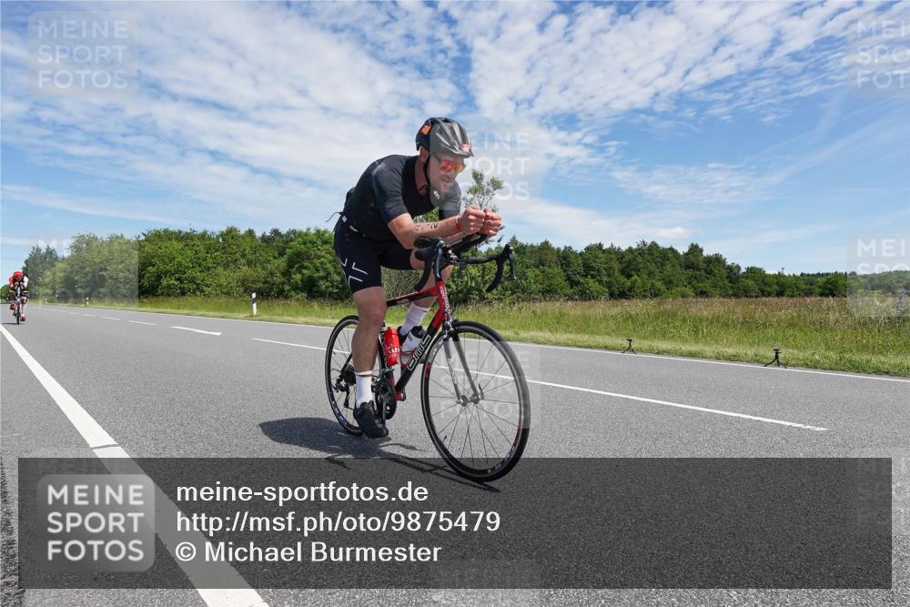 21.06.2026 - Viking Triathlon Michael Burmester http://msf.ph/oto/9875479 21.06.2026 13:07:28 Radfahren 70, 345 meine-sportfotos.de