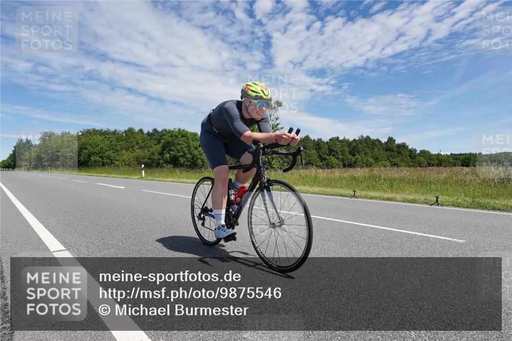 21.06.2026 - Viking Triathlon Michael Burmester http://msf.ph/oto/9875546 21.06.2026 13:08:40 Radfahren 182, 183, 207, 318, 324, 325, 398, 439 meine-sportfotos.de