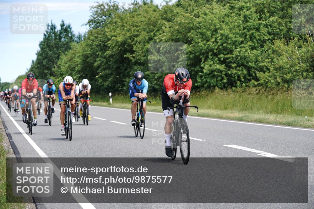 21.06.2026 - Viking Triathlon Michael Burmester http://msf.ph/oto/9875577 21.06.2026 12:52:33 Radfahren 63, 64, 75, 87, 89, 95, 118, 162, 198, 275, 302, 411, 459, 460, 464, 490, 522, 552, 619 meine-sportfotos.de