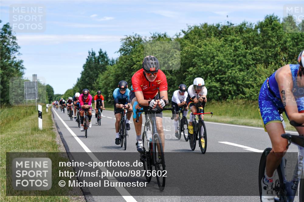 21.06.2026 - Viking Triathlon Michael Burmester http://msf.ph/oto/9875602 21.06.2026 12:52:34 Radfahren 63, 64, 75, 87, 89, 95, 118, 162, 198, 275, 302, 411, 459, 460, 464, 490, 522, 552, 619 meine-sportfotos.de