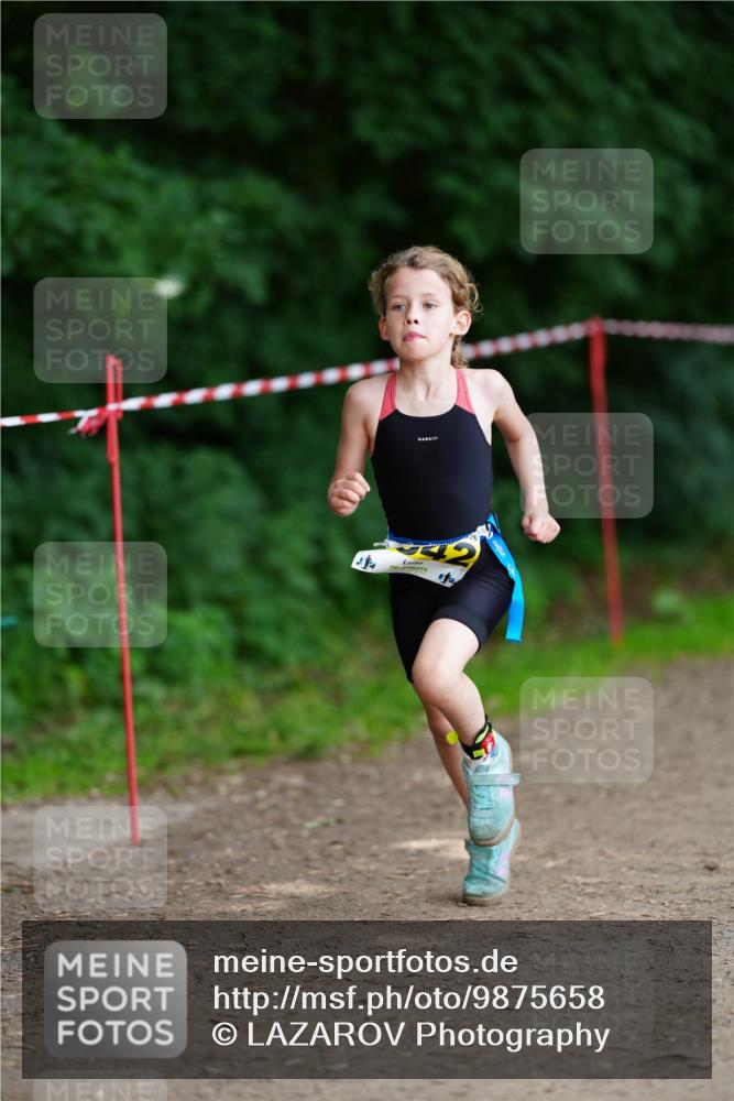 21.06.2026 - 29. Vierlanden-Triathlon LAZAROV Photography http://msf.ph/oto/9875658 21.06.2026 15:14:59 Laufen  meine-sportfotos.de