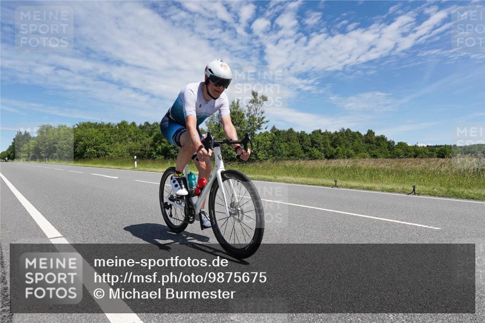 21.06.2026 - Viking Triathlon Michael Burmester http://msf.ph/oto/9875675 21.06.2026 13:10:34 Radfahren 178, 178, 339 meine-sportfotos.de