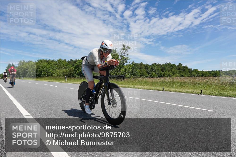 21.06.2026 - Viking Triathlon Michael Burmester http://msf.ph/oto/9875703 21.06.2026 13:10:54 Radfahren 178, 258, 306 meine-sportfotos.de