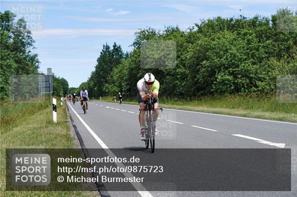 21.06.2026 - Viking Triathlon Michael Burmester http://msf.ph/oto/9875723 21.06.2026 12:52:44 Radfahren 75, 118, 269, 275, 302, 382, 460, 484, 490 meine-sportfotos.de