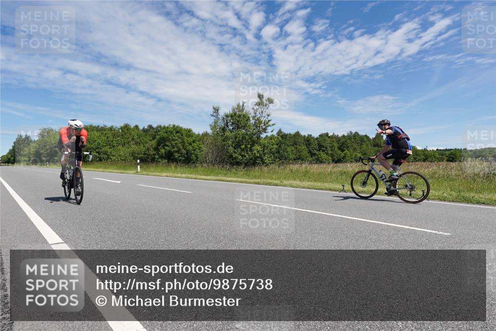 21.06.2026 - Viking Triathlon Michael Burmester http://msf.ph/oto/9875738 21.06.2026 13:11:14 Radfahren 341, 353, 424, 561 meine-sportfotos.de