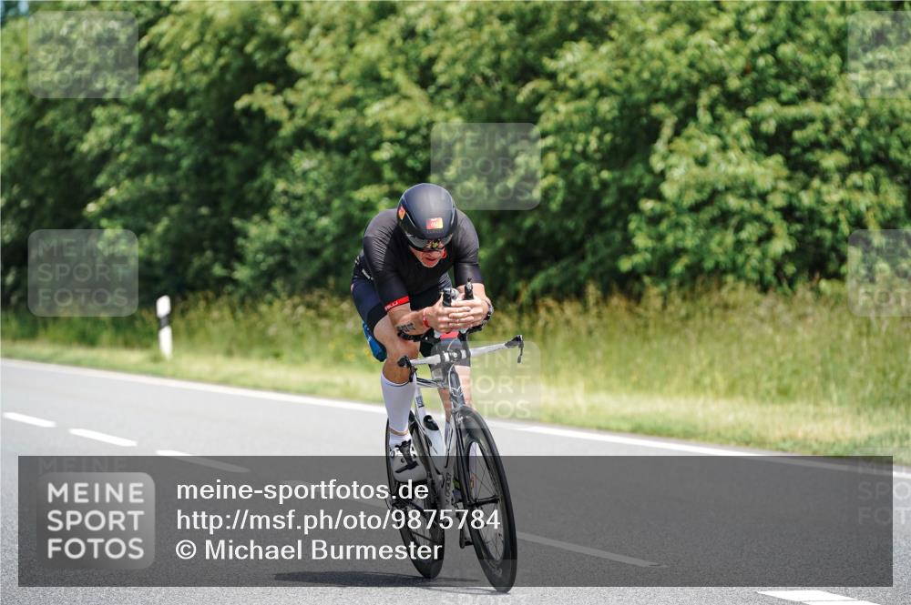 21.06.2026 - Viking Triathlon Michael Burmester http://msf.ph/oto/9875784 21.06.2026 12:52:59 Radfahren 24, 84, 97, 224, 269, 275, 302, 305, 382, 484, 618 meine-sportfotos.de