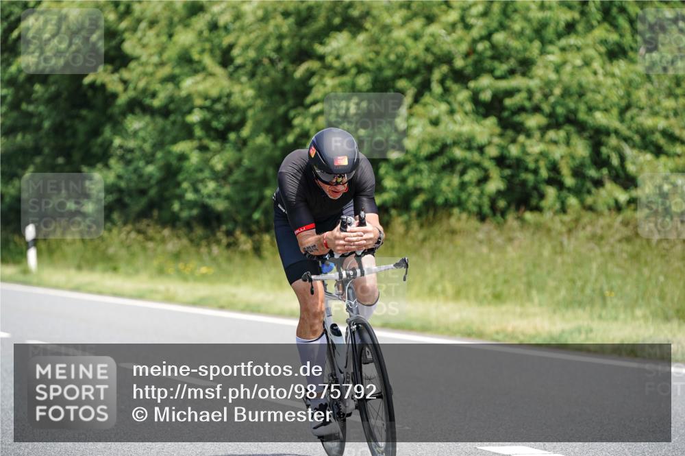 21.06.2026 - Viking Triathlon Michael Burmester http://msf.ph/oto/9875792 21.06.2026 12:52:59 Radfahren 24, 84, 97, 224, 269, 275, 302, 305, 382, 484, 618 meine-sportfotos.de